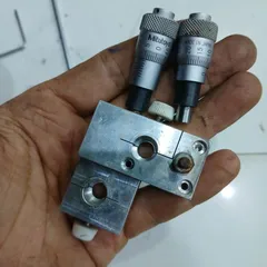 cụm cặp 2 panme Mitutoyo Japan kèm đế nhôm tháo máy tinh chỉnh vị trí 0.01mm