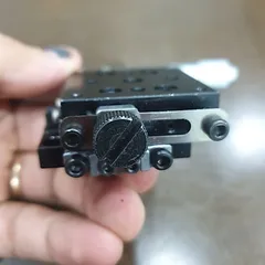 bàn trượt tinh chỉnh một trục 40x40 dùng panme 0.01 mm ray con lăn độ chính xác cao hành trình 13mm có vạch