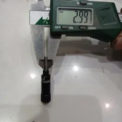 2 cái panme nhỏ đen hành trình 10mm tháo máy có khóa cài đặt vị trí