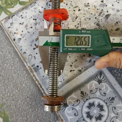 [12025] vít me cơ bi đai nhựa phi 12 bước 2.5 trục 6 tháo máy