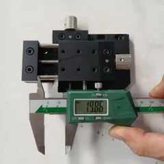 bàn trượt xy nhôm tháo máy hành trình 20mm ren mịn tháo máy