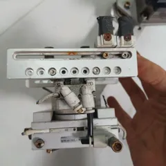 cụm tay gắp đặt xi lanh kẹp xoay kèm hộp số giảm tốc 1/10 step 57 tháo máy