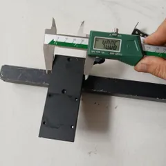 [300mm] chân trụ nhôm rỗng đứng có thước khóa nhanh chỉnh độ cao thí nghiệm giảng dạy mô hình