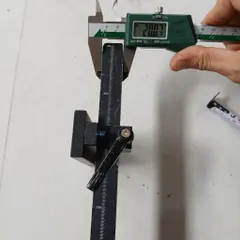 [300mm] chân trụ nhôm rỗng đứng có thước khóa nhanh chỉnh độ cao thí nghiệm giảng dạy mô hình