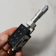 bàn trượt nhôm thép THK DPIN tháo máy