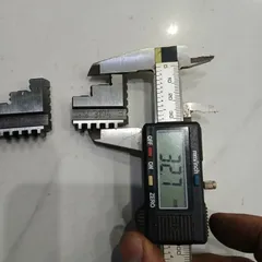 bộ 3 chấu phải mâm cặp TQ hàng mới