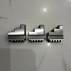 bộ 3 chấu phải mâm cặp TQ hàng mới