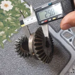 cặp bánh răng thép góc vuông tháo máy tỉ số 2:3 trục 15 20