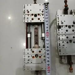 bàn trượt ray 12 xi lanh kẹp 2 chiều hành trình tối đa 80