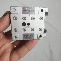 con trượt nghiêng kohzu 50x50mm có lò xo ray con lăn chính xác cao