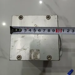 hộp nhôm có lỗ dày 11mm rãnh hạt đậu chỉnh góc xoay chế đầu tiện phay chống tâm
