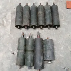 con lăn trục cứng bọc nhựa PU tháo máy nhiều kích thước chế cuốn phôi lăn ép băng tải mài nhám đai