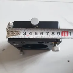 bộ chỉnh nghiêng thăng bằng kèm XY 2 trục có khóa optosigma vuông 95mm thông lỗ 55mm nhôm anode đen
