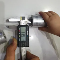 ru lô con lăn nhôm tháo máy nhiều kích thước chế mài lăn nhám băng tải