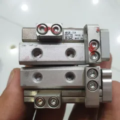 cặp xi lanh SMC MXQ ray trượt thép chế trụ hàn cell pin 18650