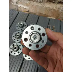 mặt bích lắp trục ốc M7 sắt dày 8mm đường kính 55mm