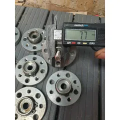 mặt bích lắp trục ốc M7 sắt dày 8mm đường kính 55mm