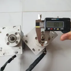 động cơ đồng bộ 1 pha vexta japan hộp số omron tỉ lệ 1:18