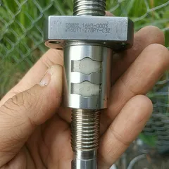 vít me bi phi 16 bước 2mm NSK