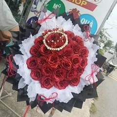 Bó hoa hồng nhũ đỏ dáng công chúa 30 bông tặng 20/10