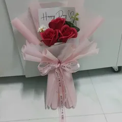 Bó hoa sáp thơm 3 bông màu hồng đỏ xinh xắn làm quà tặng 20/10 cho người yêu thương