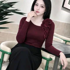 Áo thun lệch vai đính hoa dài tay thi đông đẹp_Áo thun kiểu đi cưới đi tiệc xinh