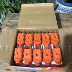 Phích cắm/phích âm chịu tải cao 3000W SOPOKA P30002+ C3000 vỏ nhựa liền khối chống vỡ