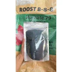 Humic Vảy ROOST 8-8-8 Túi Chiết 500gr - 1KG – Kích Rễ Mạnh, Tơi Đất, Tăng Hấp Thu