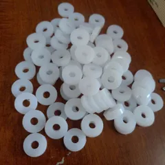 Long đen nhựa trắng cách điện M6x20x5,bulong nhựa trắng ,vòng đệm nhựa trắng cách điện
