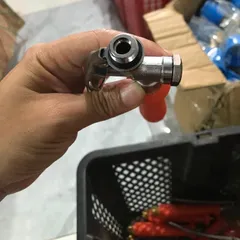Tay bóp Inox bình xịt bình điện phun sâu của đầu ren 13.8mm và 18mm dùng cho tưới nước, xịt rửa xe, vệ sinh