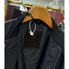 Áo khoác gió Bomber vải chống nhăn trần bông mỏng– Hàng chuẩn 1-1✨mẫu Classic không bao giờ lỗi mốt