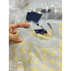 Áo T-Shirt Phông Len Nam Nữ Chất Len Mềm Mịn Mỏng Nhẹ - Chuẩn Hàng QCCC