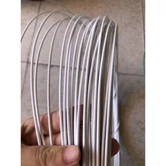 1kg dây thép bọc nhựa 2.5li không rỉ dùng phơi đồ ,căng giàn...