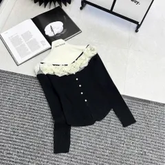 Áo len trễ vai hoa cuốn cúc ngọc - May7254