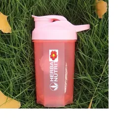 Bình lắc 500ml có logo H.B.L tặng kèm lò xo (đủ màu, có quai cầm, chịu nhiệt)