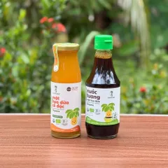 Combo 2 sản phẩm mật hoa dừa Sokfarm (Mật cô đặc cho bé 250g + Nước tương ít muối cho bé 200ml).