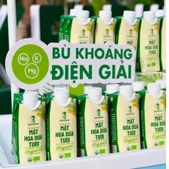 Date 7/2027 Thùng 12 hộp mật hoa dừa tươi Sokfarm tiệt trùng UHT mỗi hộp 330ml