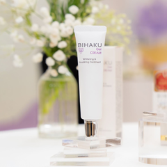 (Hàng nhập khẩu) Kem hỗ trợ mờ nám, sáng da Bihaku Gel Cream Whitening & Nourishing Treatment
