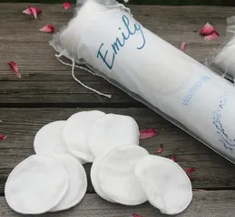 Bông Tẩy Trang Emily 120 Miếng - Cotton Tự Nhiên Siêu Mềm, Lấy Đi Bụi Bẩn, Đánh Bay Bã Nhờn, Làn Da Khô Thoáng Sạch Sẽ