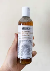 Nước hoa hồng Kiehl's Calendula Herbal Extract Alcohol-Free 250ml - Toner Duy Trì Cân Bằng Da Dầu, Hỗ Trợ Giảm Mụn, Dịu Nhẹ, Thiên Nhiên