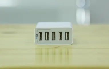 Bộ sạc 5 cổng Anker A2134 PowerPort Lite - Sạc nhanh cho 5 thiết bị USB, nhỏ gọn, tiện lợi cho người di chuyển