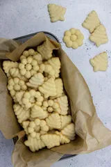 Bộ Dụng Cụ Nhấn Bánh Cookies Press Nhựa 13 Mặt & 6 Đui - Dễ Sử Dụng và Vệ Sinh, An Toàn Cho Sức Khỏe