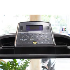 Máy Chạy Bộ Điện Matrix V AC - Động Cơ 4.0HP, Tốc Độ 3-18km/h, Thiết Kế Chắc Chắn, Thích Hợp Gia Đình & Phòng Tập Thể Dục