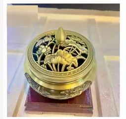 Lư Xông Trầm Đồng Vàng Họa Tiết Hoa Sen - Trang Trí Phong Thủy Tạo Hương Thơm - Lưu Hương An Lành Trong Không Gian Sống