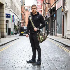 Áo thể thao nam dài tay ASRV có túi - Chất liệu thun Polyester thoáng khí, co dãn cao, phù hợp cho tập Gym và thể thao hàng ngày.