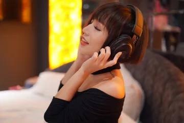 Tai Nghe Gaming Không Dây E-Dra EH493W - Tai Nghe Chụp Tai Với Mic Chống Ồn, Âm Thanh Sâu Rộng, Kết Nối 2.4Ghz, Tiện Lợi Cho Game Thủ