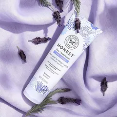 Lotion Dưỡng Ẩm Honest Lavender Cho Trẻ Nhỏ & Mẹ Bầu - Kem Dưỡng Da Từ Thiên Nhiên Giúp Da Mềm Mại, Không Chứa Hóa Chất Nhân Tạo