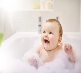 Sữa Tắm Gội Xả 3 in 1 Kinder Noodle & Boo Cho Bé Trên 1 Tuổi - An Toàn Từ Thiên Nhiên, Dưỡng Tóc Mềm Mượt, 739ml
