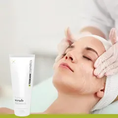 Tẩy Da Chết Toskani Nutritive Scrub 200ml - Dưỡng Da, Tái Tạo Làn Da Sáng Khỏe, Phù Hợp Cho Da Khô và Có Dấu Hiệu Lão Hóa