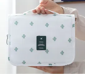 Túi Đựng Mỹ Phẩm Du Lịch Có Móc Treo Travelkit - Tiện Lợi Gọn Nhẹ, Nhiều Ngăn Cho Đồ Trang Điểm, Du Lịch Thoải Mái